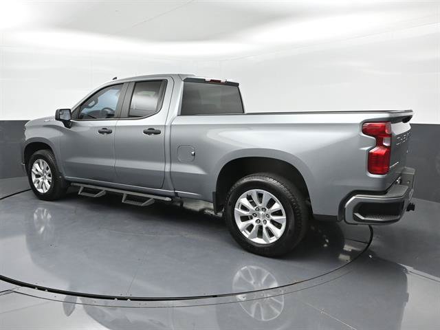 Used 2025 Chevrolet Silverado 1500 Custom RWD image 25