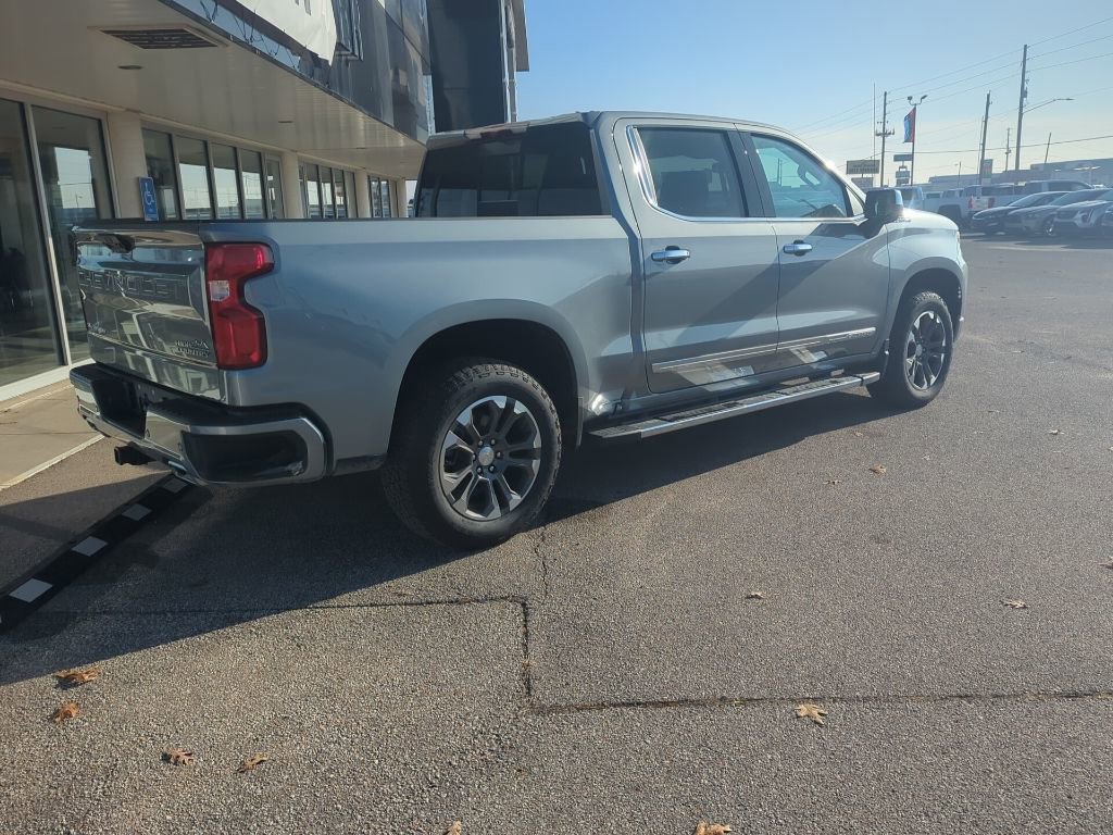 Used 2025 Chevrolet Silverado 1500 High Country w/ Z71 Off-Road Package image 7