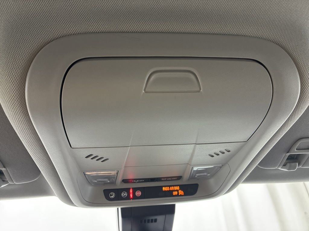 Used 2022 Chevrolet Equinox LT AWD/4WD image 22