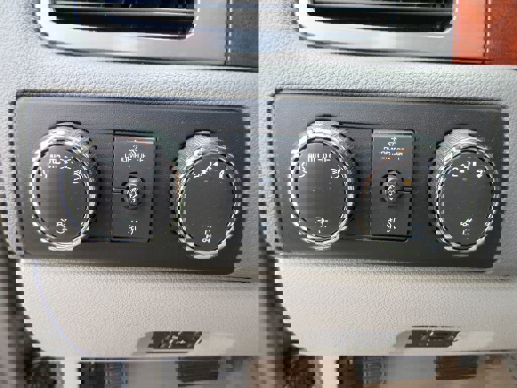 Used 2008 Chevrolet Silverado 2500 LTZ w/ Safety Package image 22