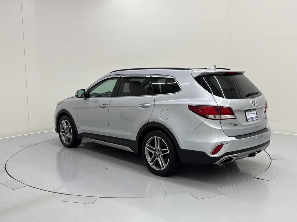 Used 2019 Hyundai Santa Fe XL AWD/4WD image 4