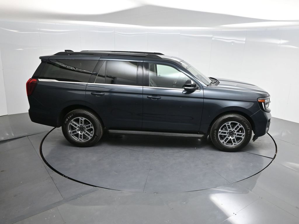 Used 2025 Ford Expedition Active RWD image 70