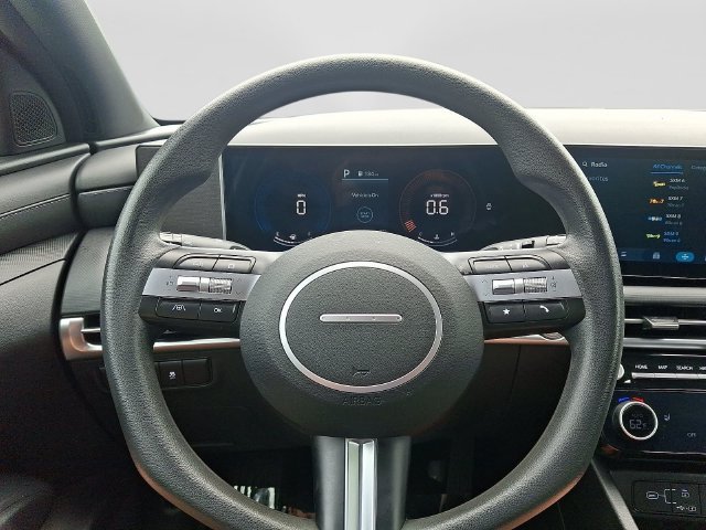 Used 2025 Hyundai Santa Cruz SEL FWD image 19