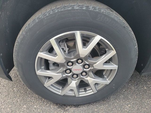 Used 2023 GMC Acadia SLE image 14