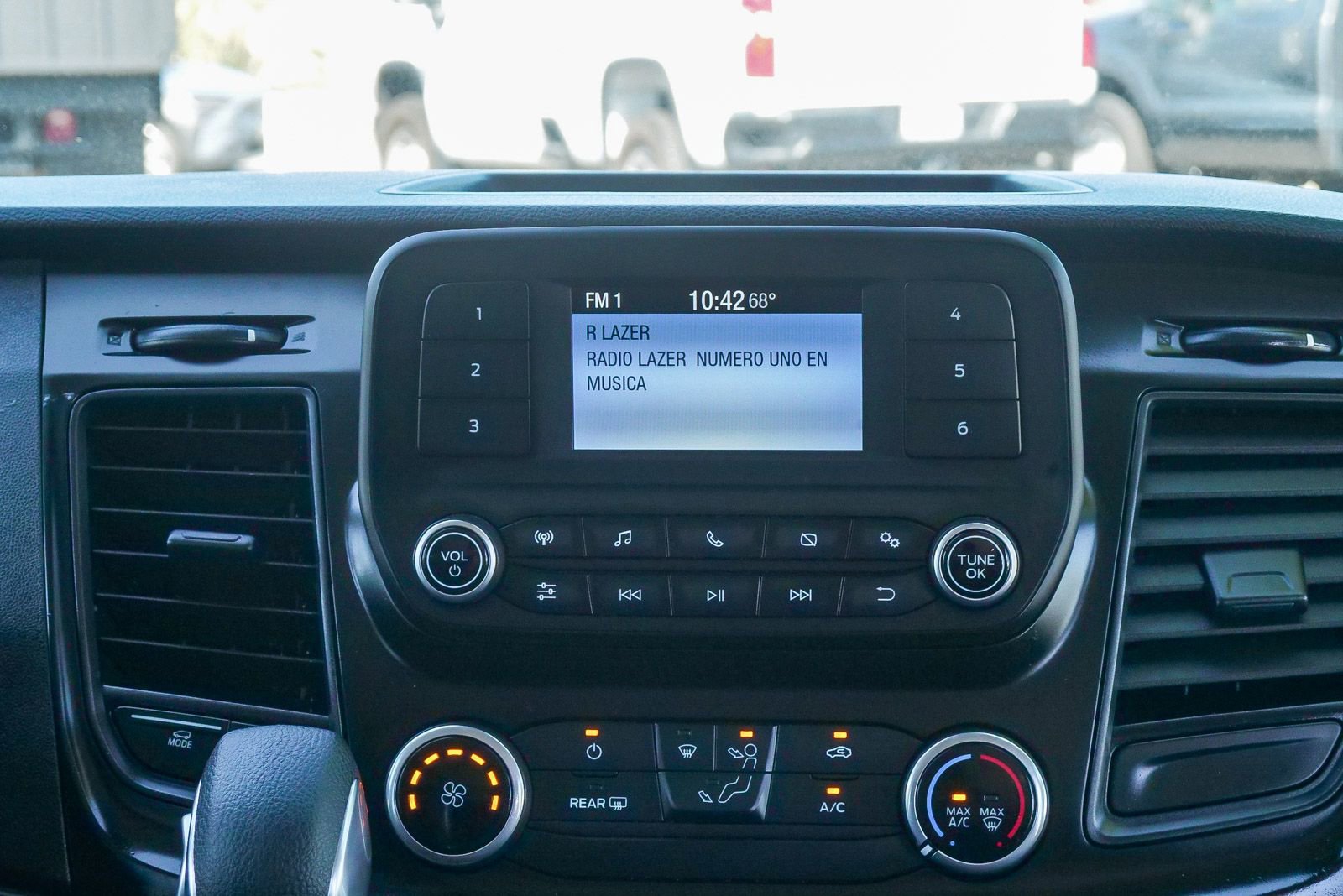 Used 2022 Ford Transit 350 XL image 15