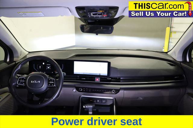 Used 2025 Kia Carnival SX image 18