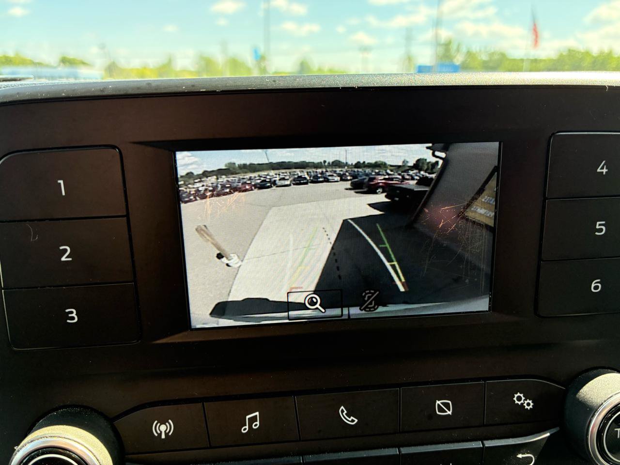 Used 2020 Ford Transit 150 Medium Roof AWD image 18
