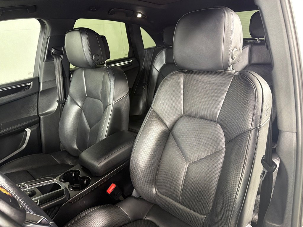 Used 2016 Porsche Macan S AWD/4WD image 13