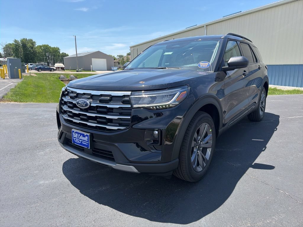 New 2026 Ford Explorer Active w/ Active Comfort Package AWD/4WD image 7