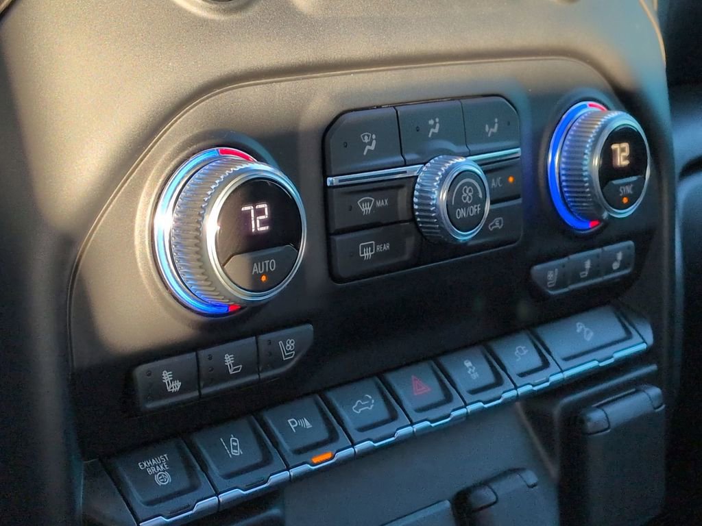 Used 2020 GMC Sierra 2500 AT4 w/ AT4 Premium Package image 43