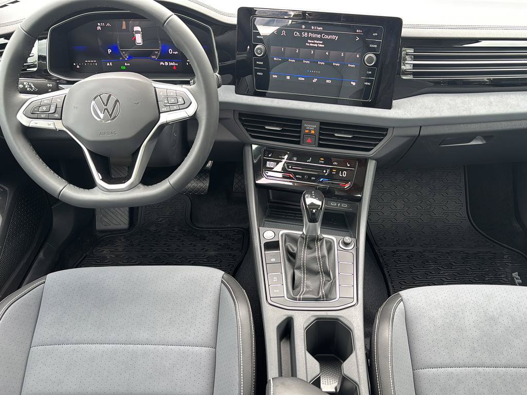 New 2026 Volkswagen Jetta SE FWD image 16