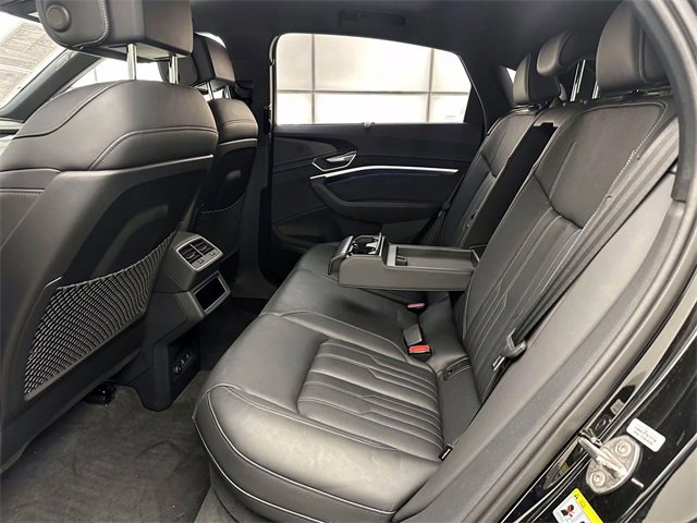Certified 2023 Audi e-tron Prestige w/ Prestige Package image 13