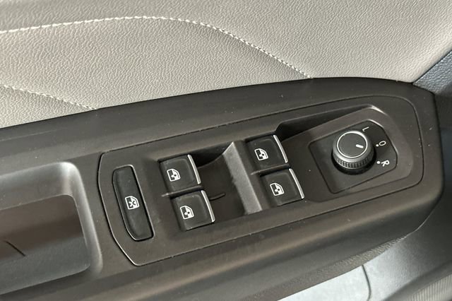 Certified 2023 Volkswagen Atlas Cross Sport SE FWD image 14