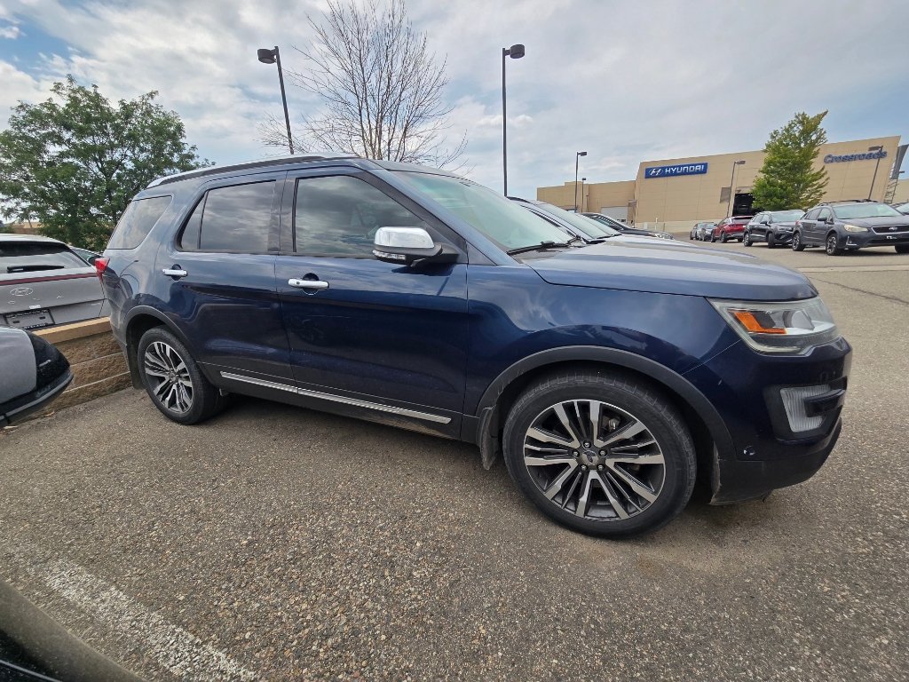 Used 2017 Ford Explorer Platinum AWD/4WD image 18