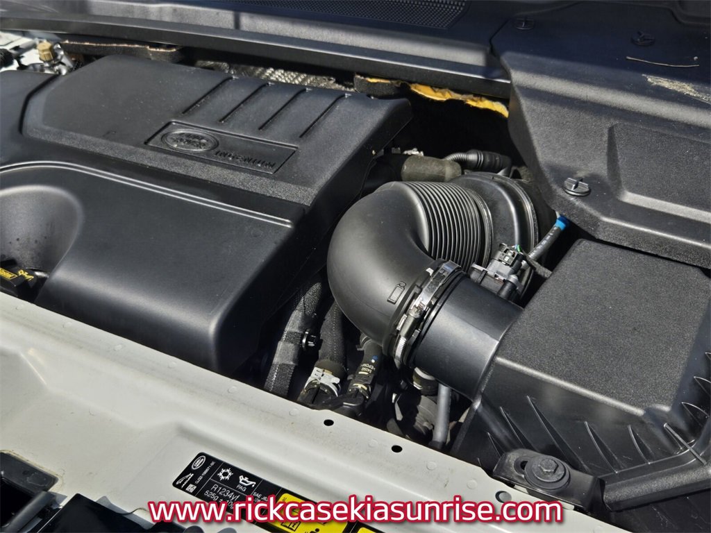 Used 2019 Land Rover Discovery Sport image 20