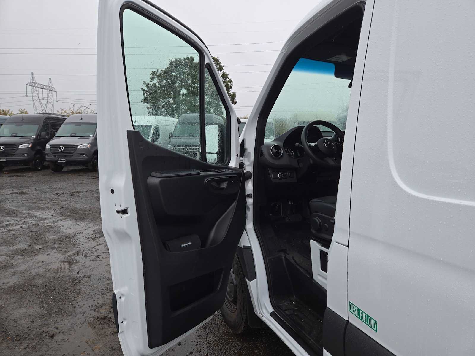 Used 2026 Mercedes-Benz Sprinter 2500 image 18