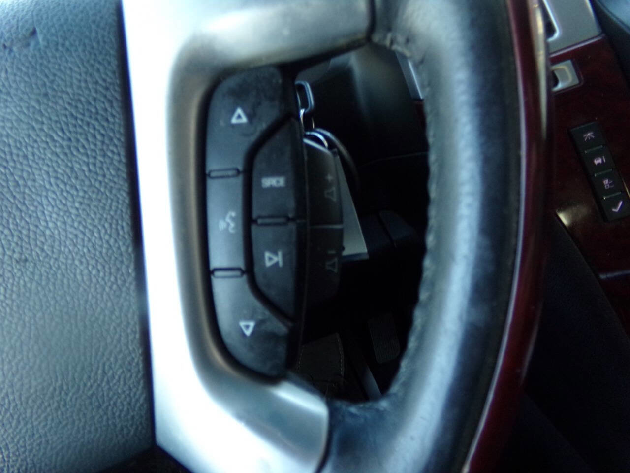 Used 2007 Cadillac Escalade AWD image 59