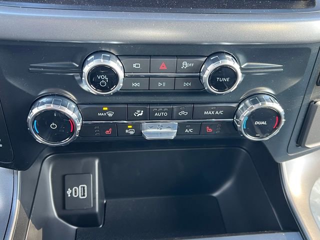 New 2025 Ford F150 Lightning XLT image 18