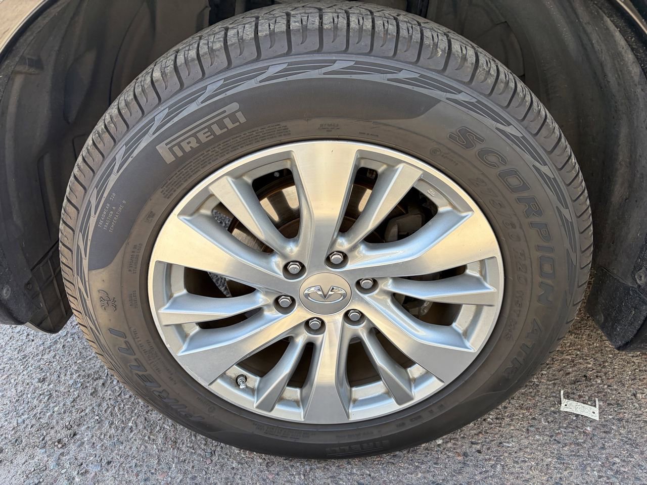 Used 2016 INFINITI QX80 2WD image 5