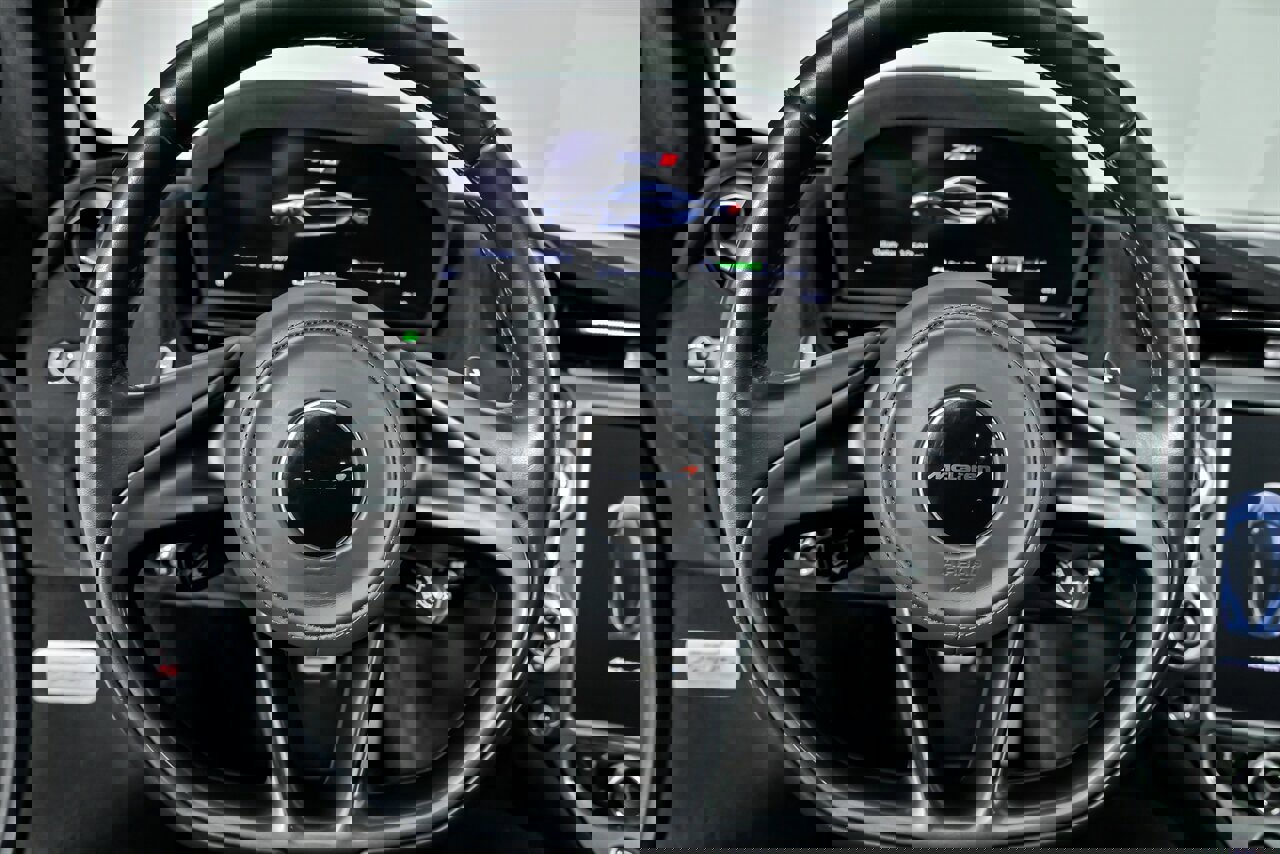 Used 2018 McLaren 720S image 30