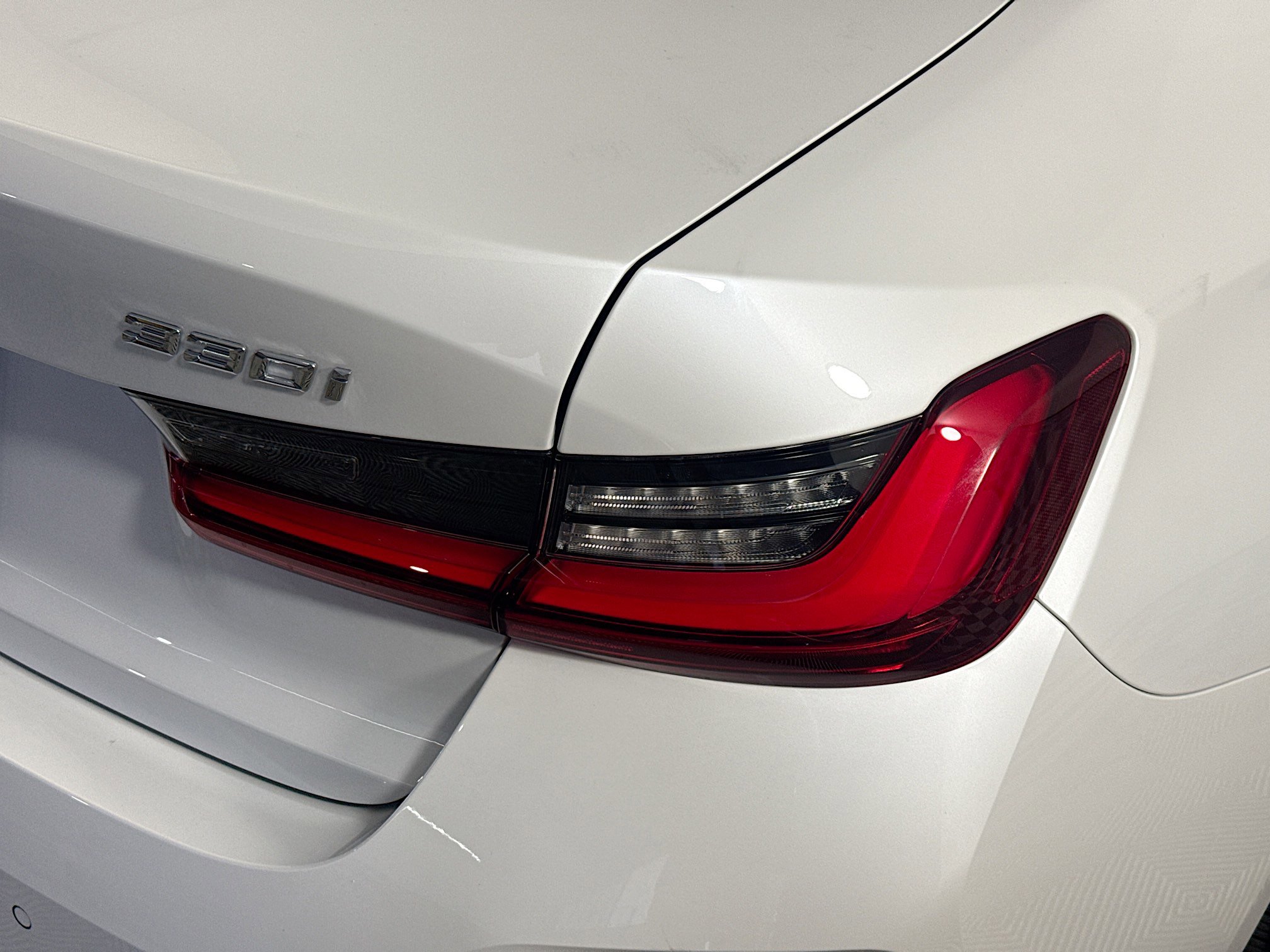 Used 2024 BMW 330i Sedan w/ Convenience Package image 34