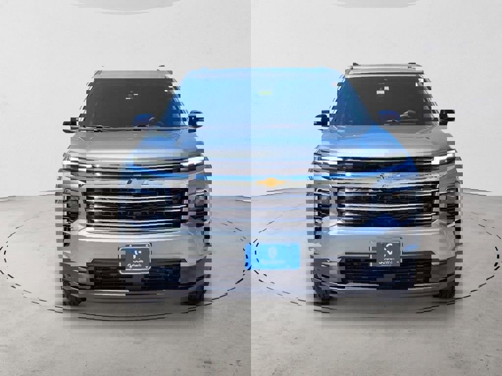 New 2025 Chevrolet Traverse LT image 2