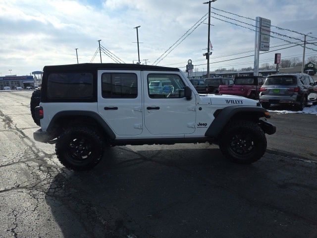 Used 2024 Jeep Wrangler Willys image 8