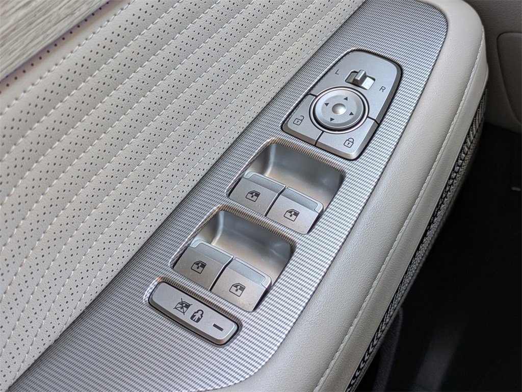 Used 2023 Hyundai Palisade Calligraphy image 26