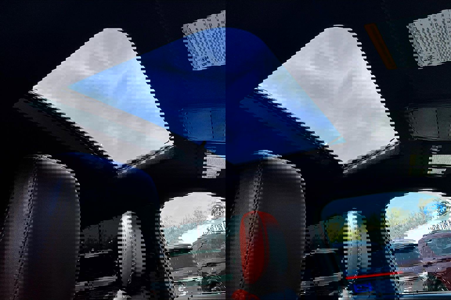 Used 2024 Ford Explorer Platinum w/ Technology Package image 22