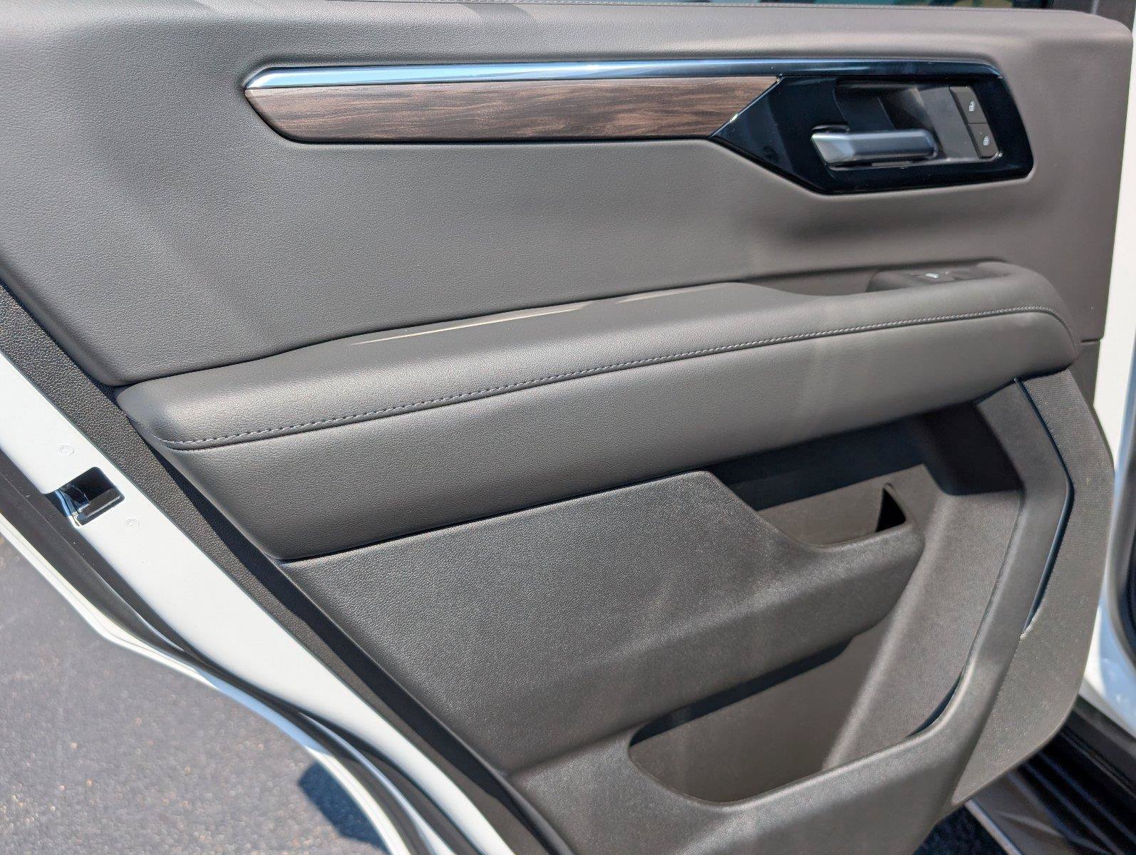 New 2026 Chevrolet Tahoe LS RWD image 35