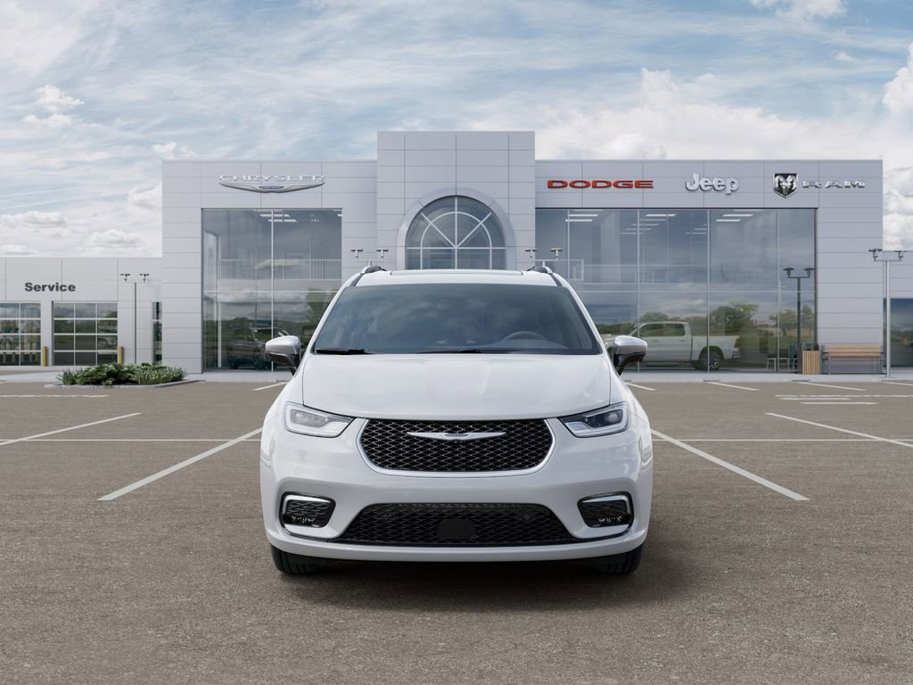 New 2025 Chrysler Pacifica Pinnacle w/ Trailer Tow Group image 6