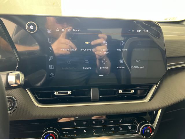 New 2026 Chevrolet Equinox LT w/ Convenience Package II FWD image 17