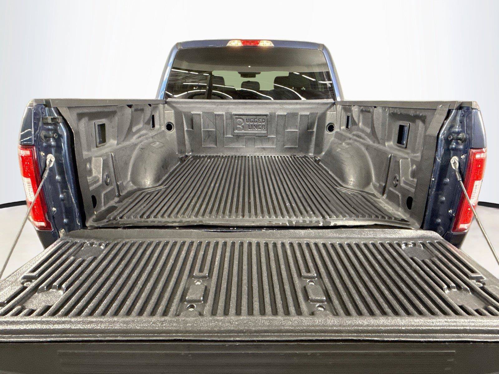 Used 2018 Ford F150 XL w/ Equipment Group 101A Mid AWD/4WD image 16