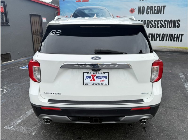 Used 2020 Ford Explorer Limited w/ Class III Trailer Tow Package image 12