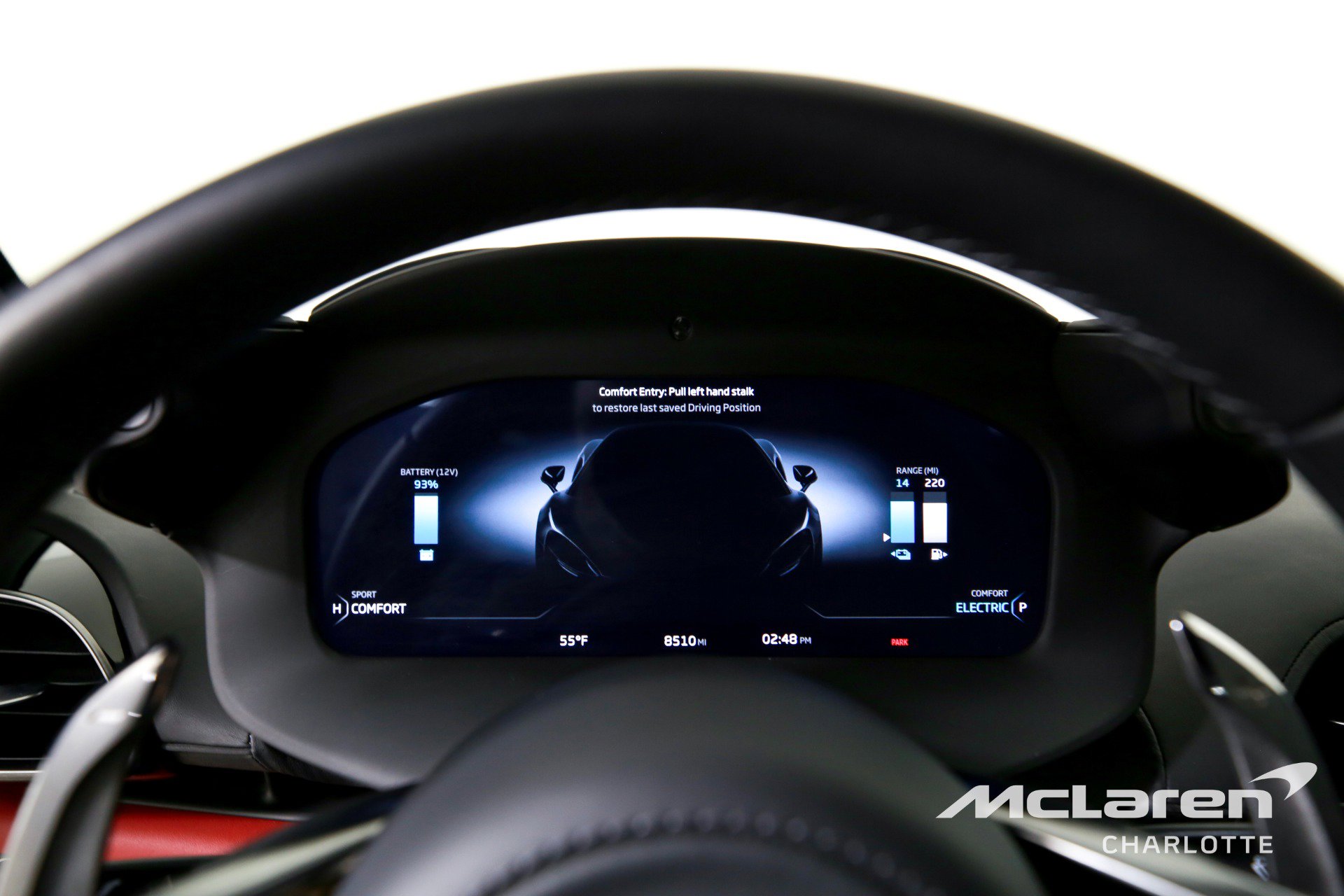 Used 2024 McLaren Artura image 14