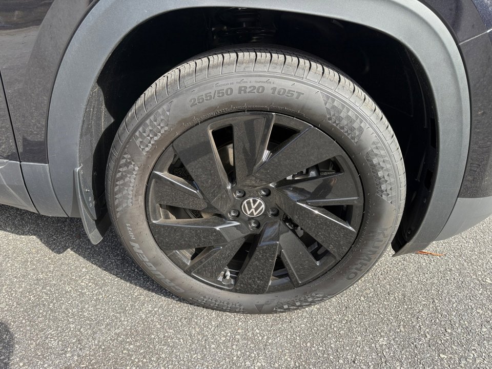 New 2026 Volkswagen Atlas SE image 25