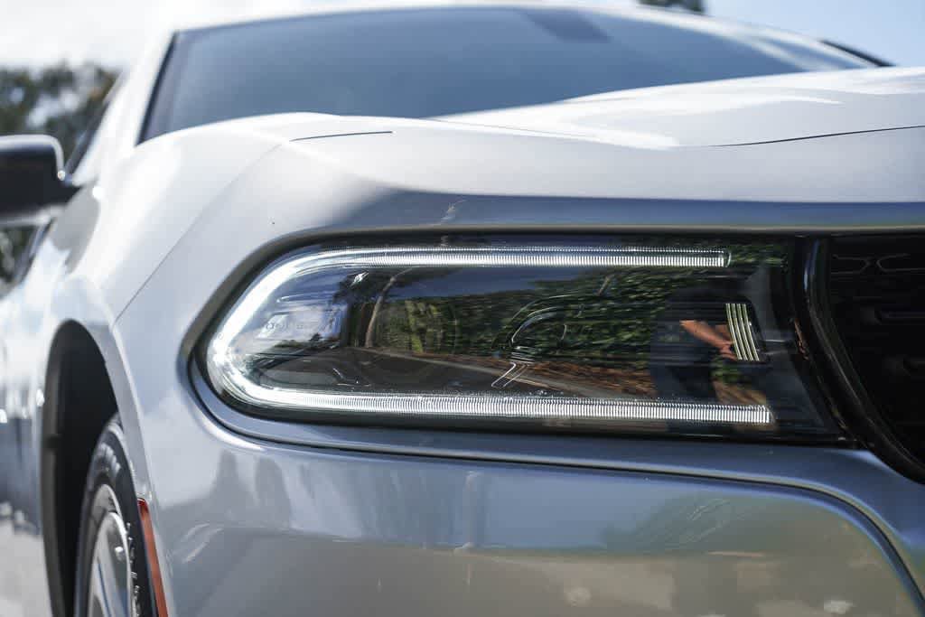 Used 2023 Dodge Charger SXT RWD image 10