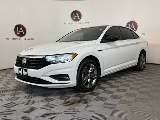 Used 2019 Volkswagen Jetta R-Line FWD image 2