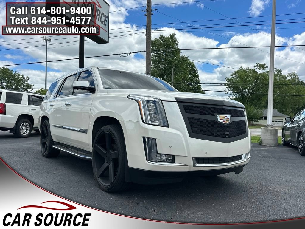 Used 2015 Cadillac Escalade Luxury AWD/4WD image 3