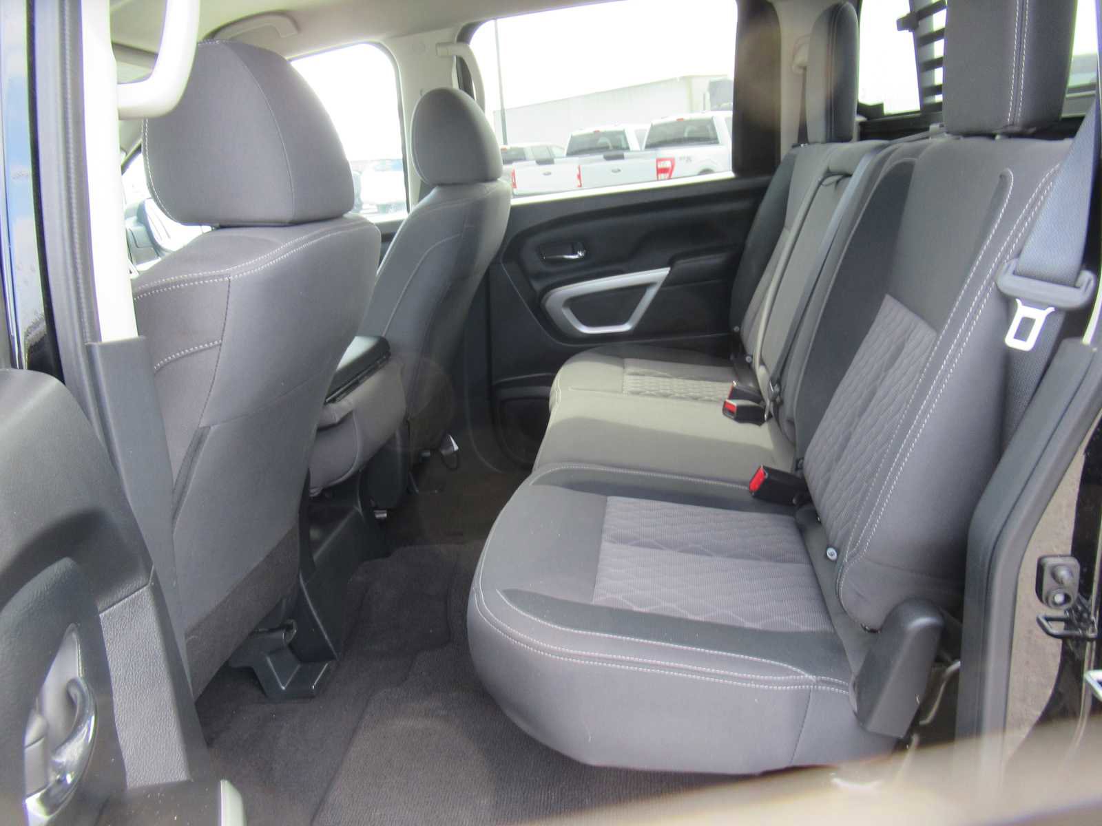 Used 2023 Nissan Titan SV w/ Accessory Utility Package image 15