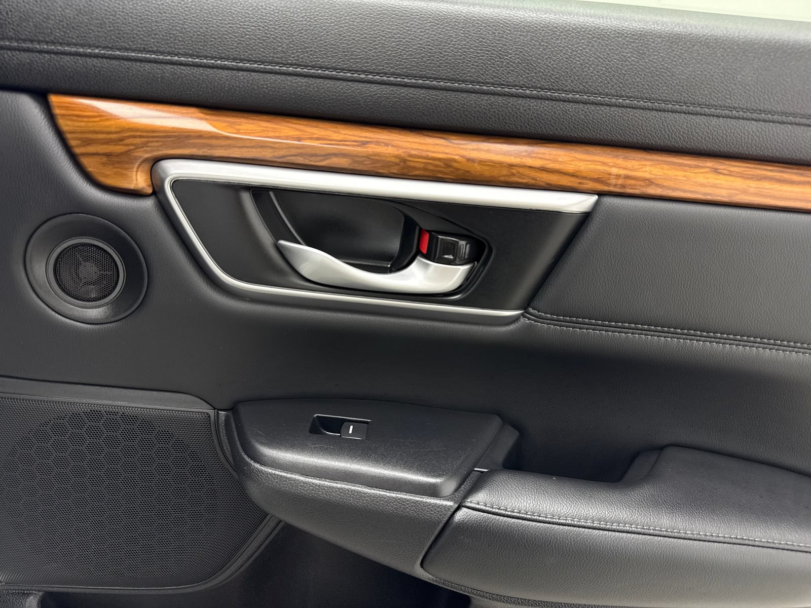 Used 2019 Honda CR-V EX-L image 44