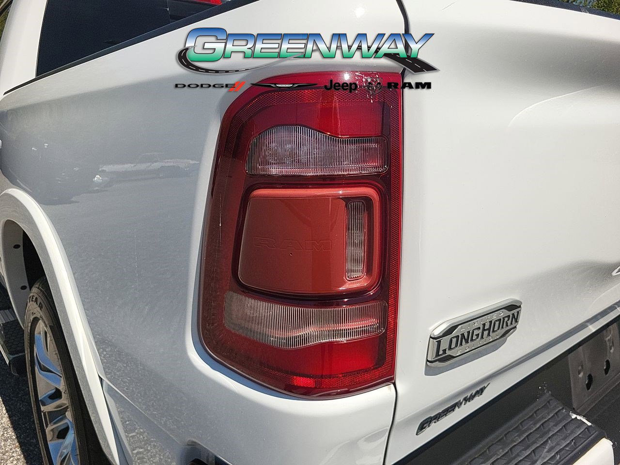 Used 2021 RAM 1500 Limited w/ Body Color Bumper Group AWD/4WD image 6