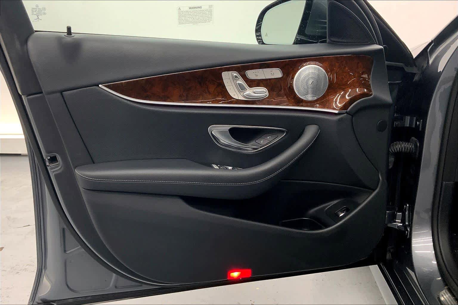 Used 2020 Mercedes-Benz E 350 Sedan image 19
