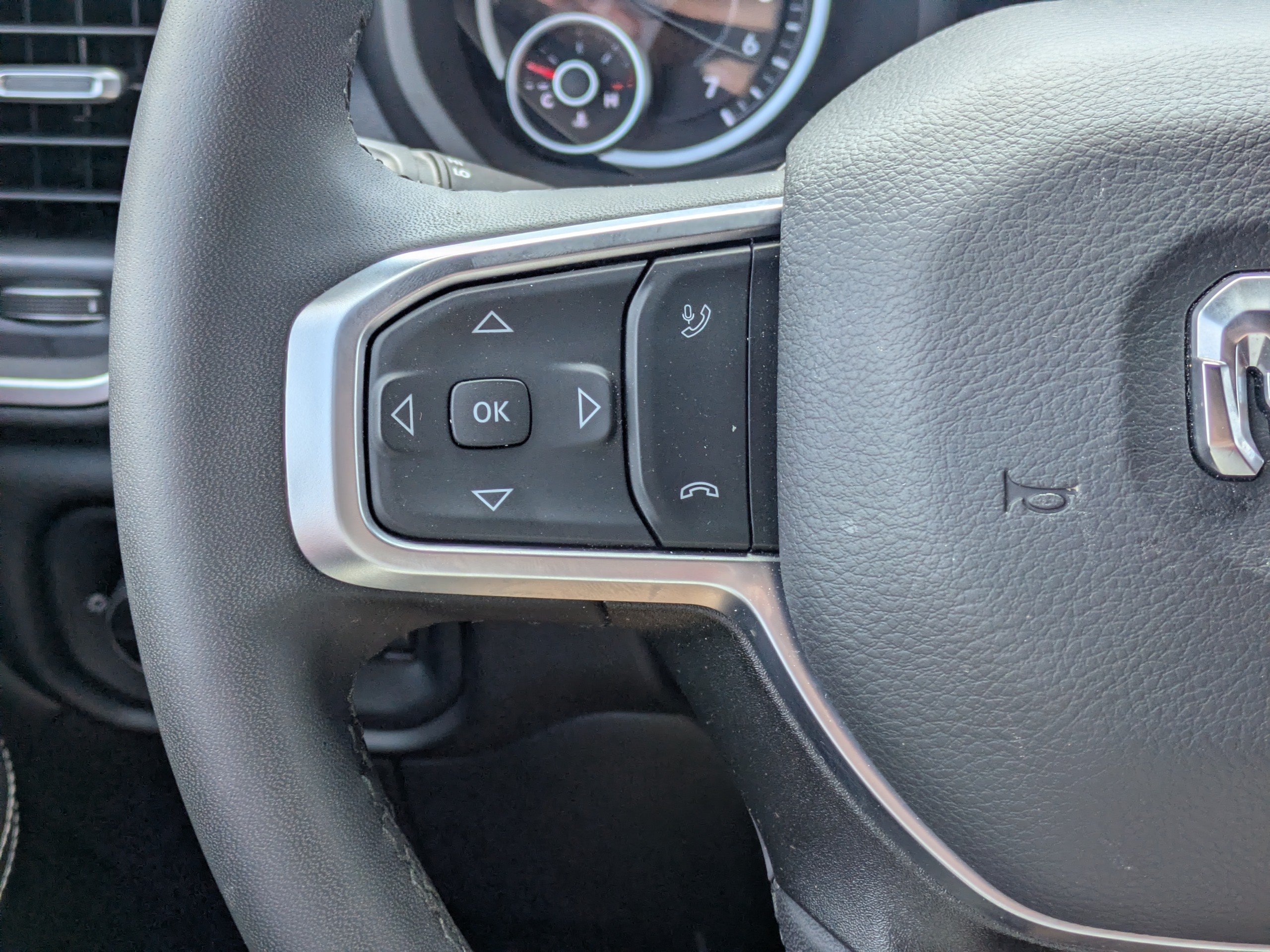 Used 2025 RAM 2500 Big Horn AWD/4WD image 19