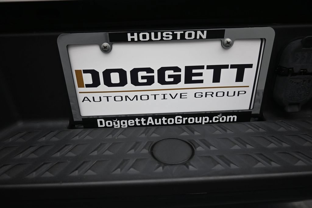 Used 2019 Nissan Titan S w/ S Utility Package AWD/4WD image 23