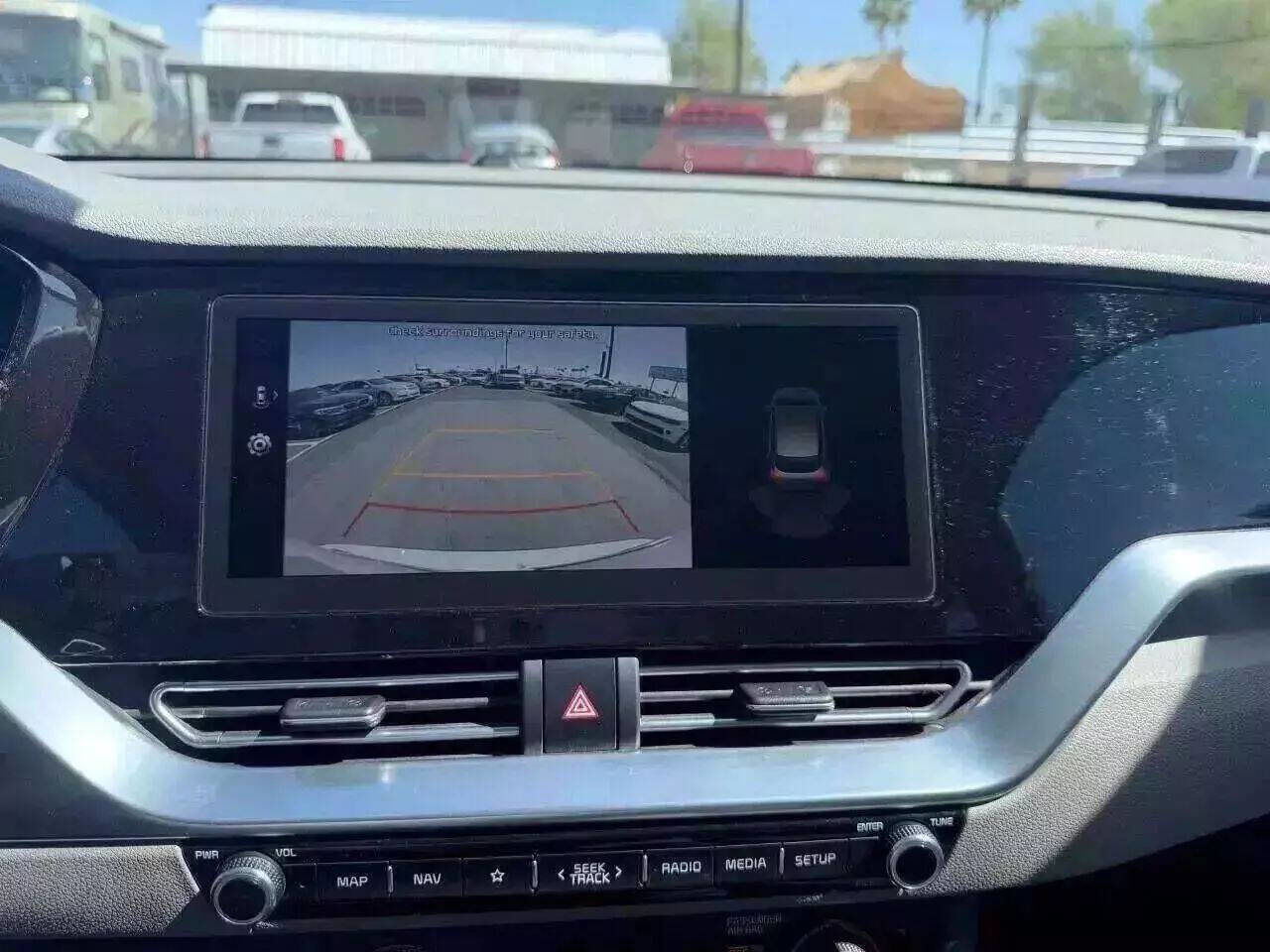 Used 2022 Kia Niro EX Premium image 22