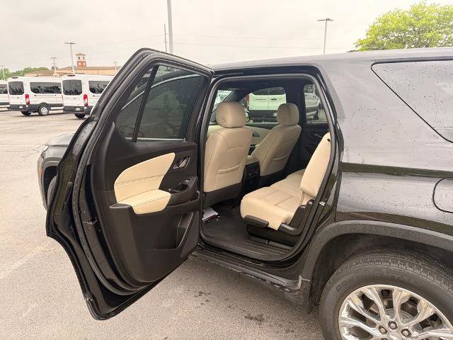 Used 2023 Chevrolet Traverse LS w/ Safety Package FWD image 27