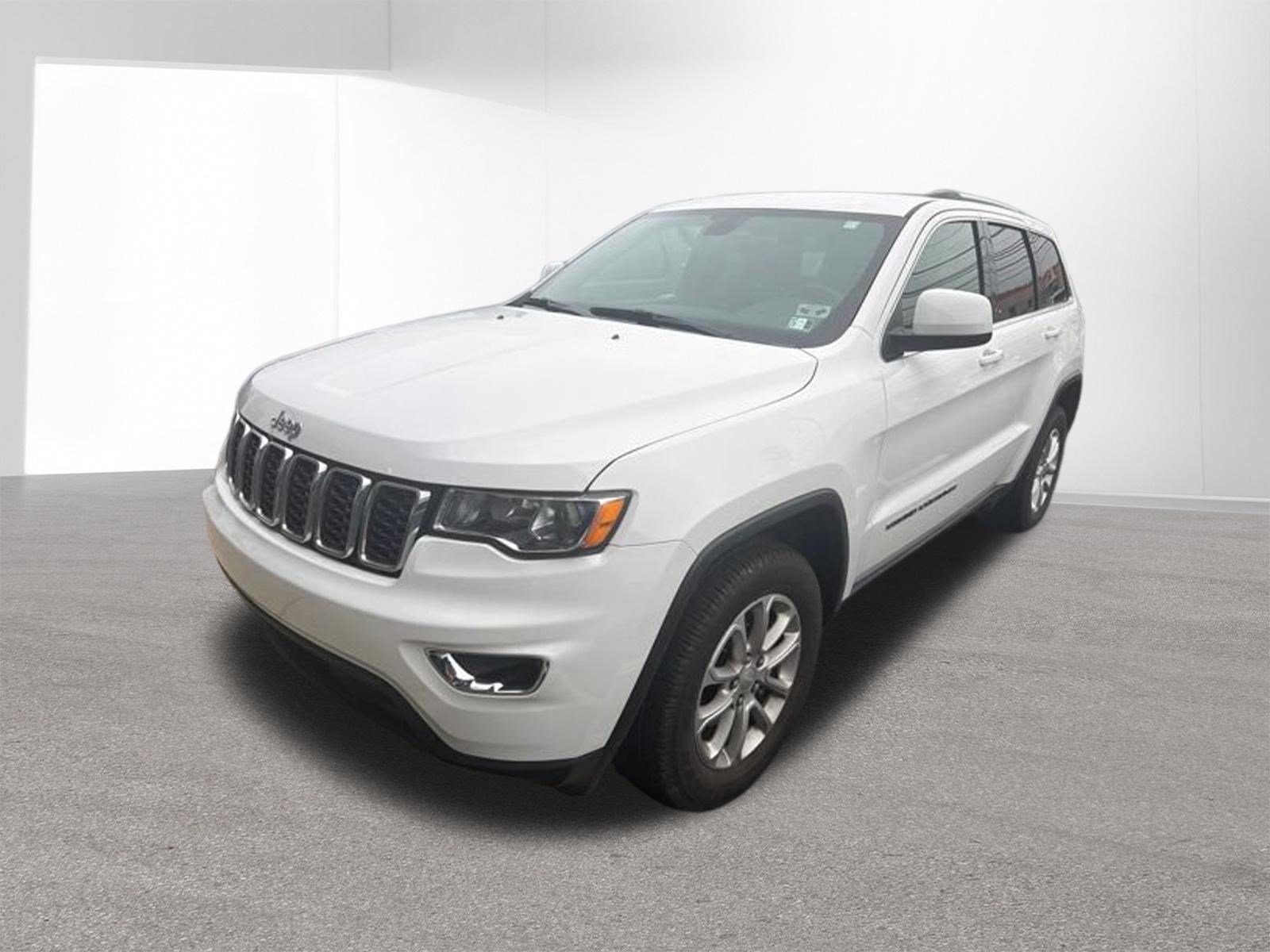 Used 2021 Jeep Grand Cherokee Laredo AWD/4WD image 29