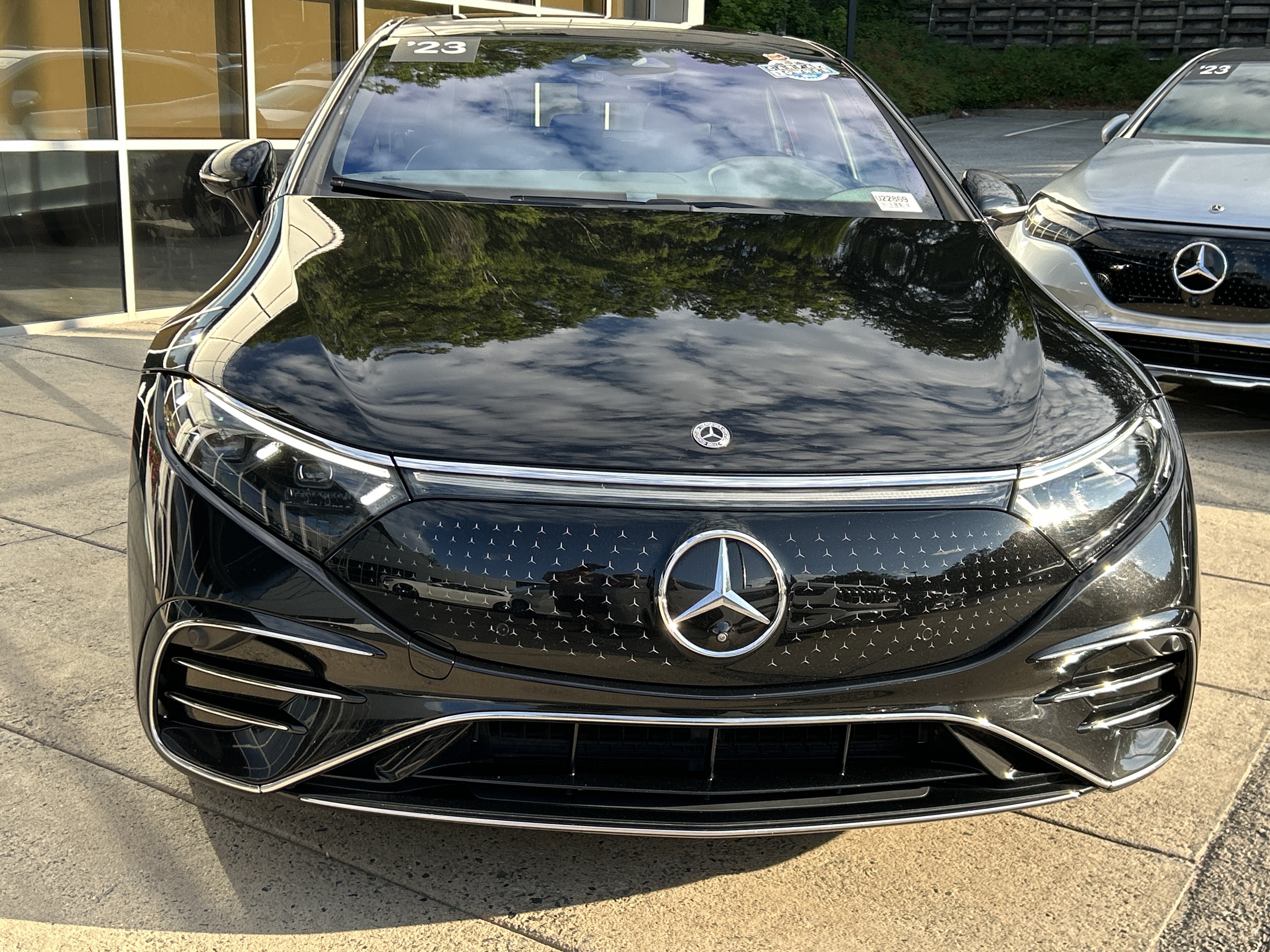 Certified 2023 Mercedes-Benz EQS 580 4MATIC Sedan image 3