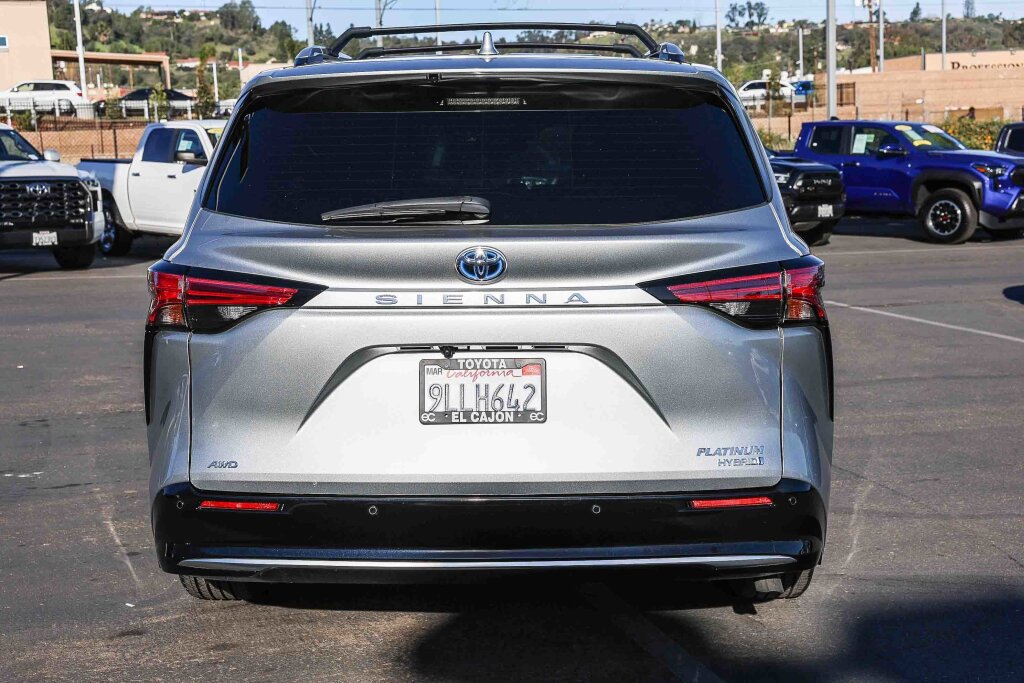 Certified 2024 Toyota Sienna Platinum AWD/4WD image 25